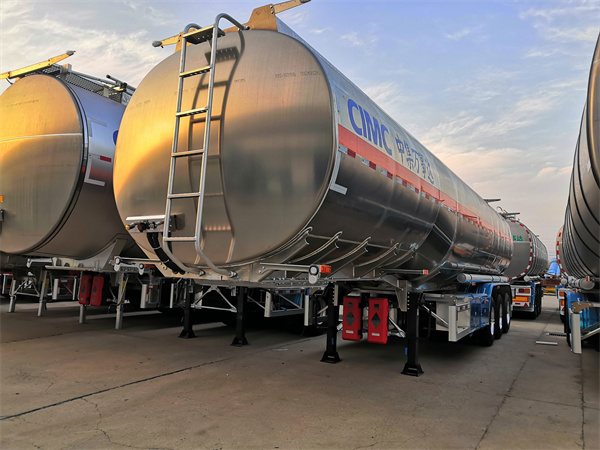 Aluminum alloy oil tank