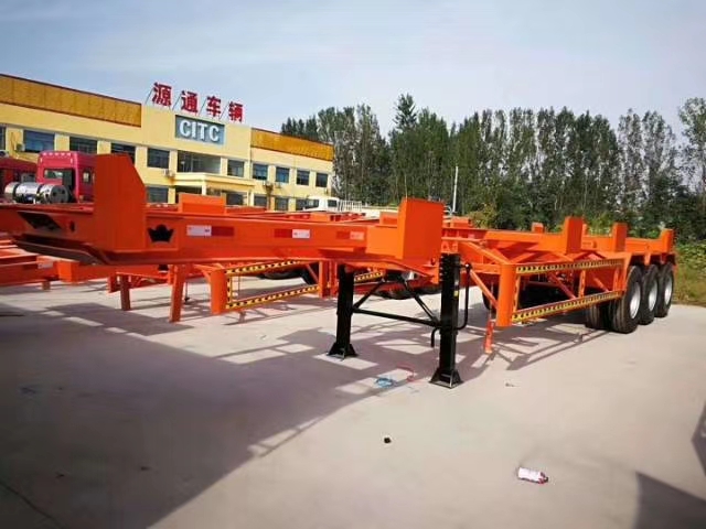 Skeleton container transport semi-trailer