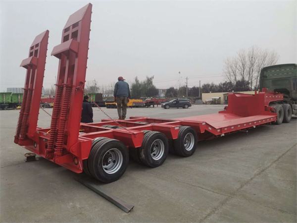 Low Bed Semi Trailer
